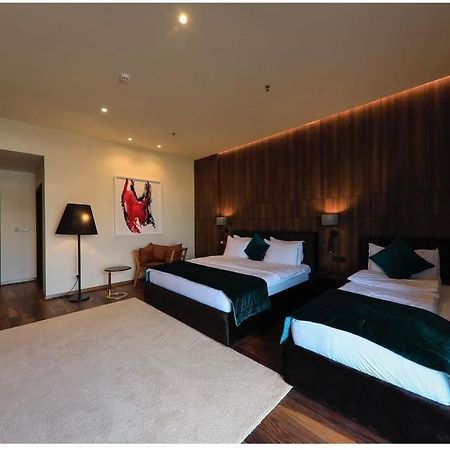 Premium Park Hotel Prizren Extérieur photo