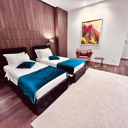 Premium Park Hotel Prizren Extérieur photo