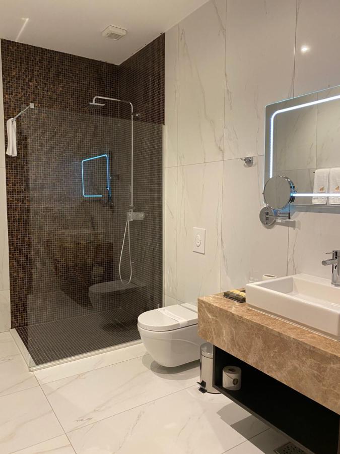 Premium Park Hotel Prizren Extérieur photo