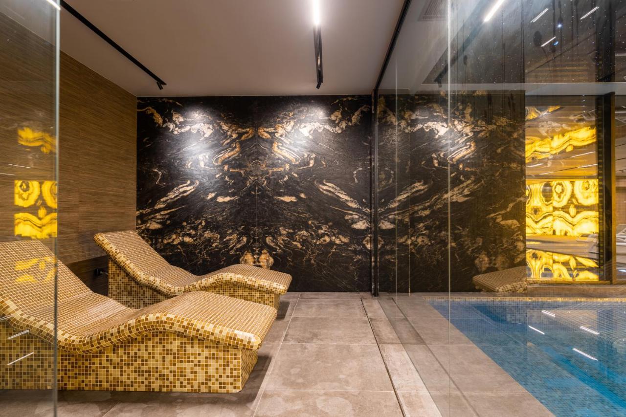 Premium Park Hotel Prizren Extérieur photo