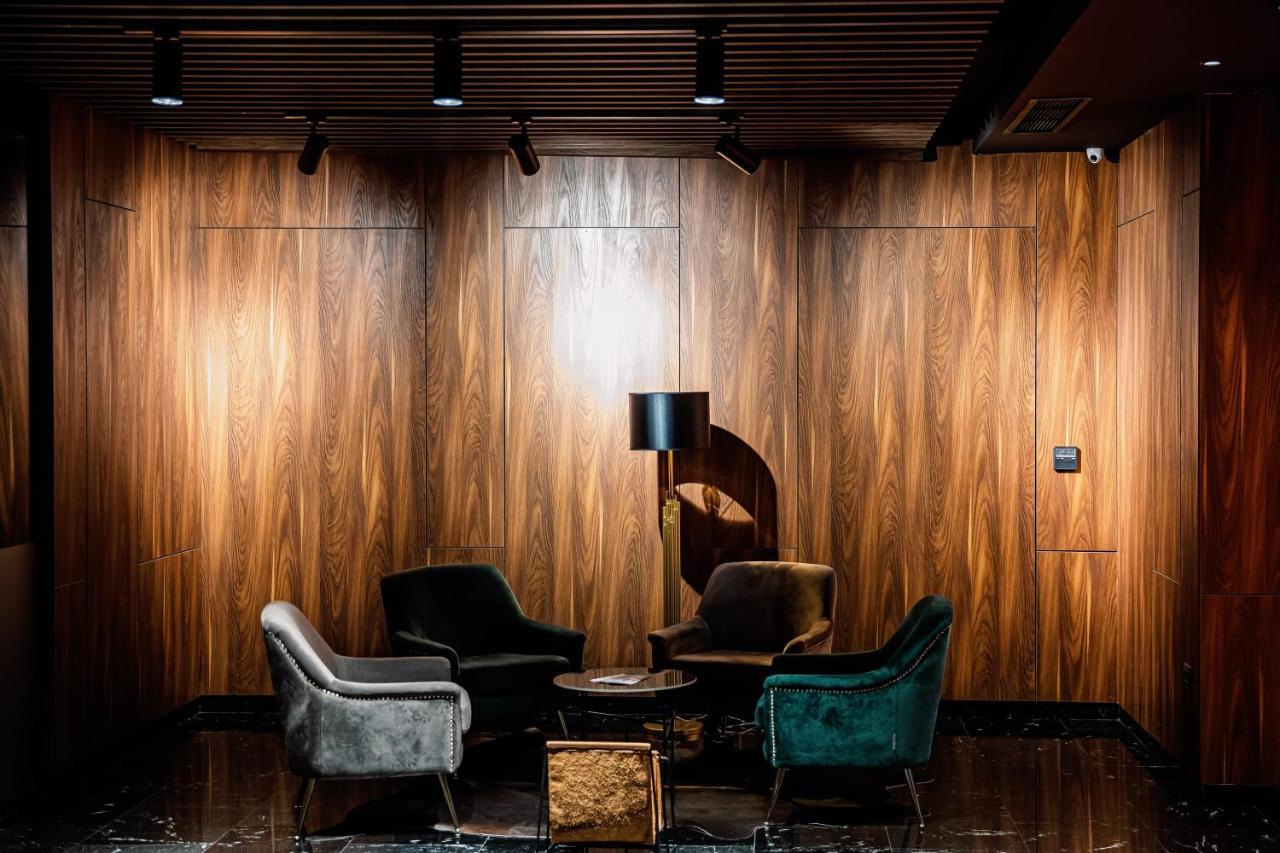 Premium Park Hotel Prizren Extérieur photo