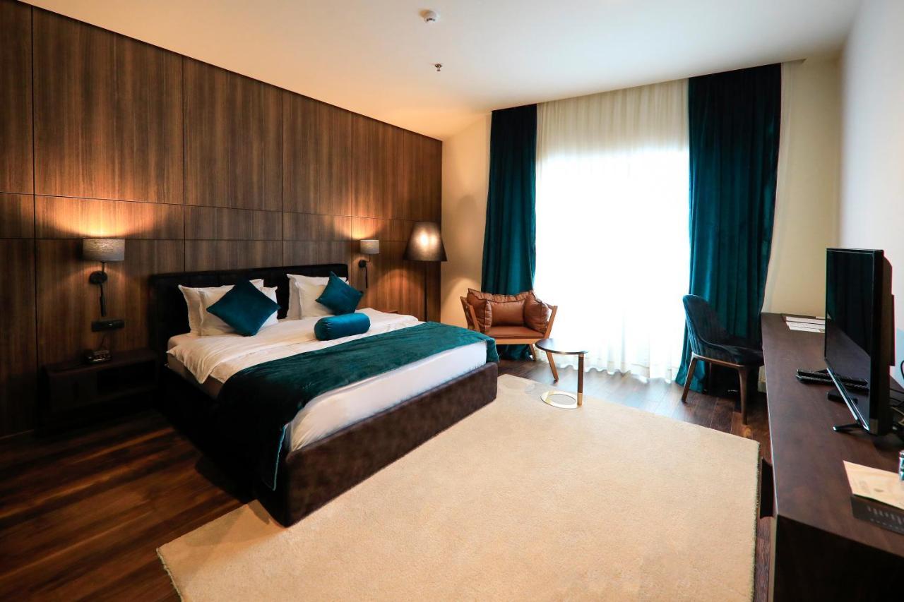 Premium Park Hotel Prizren Extérieur photo