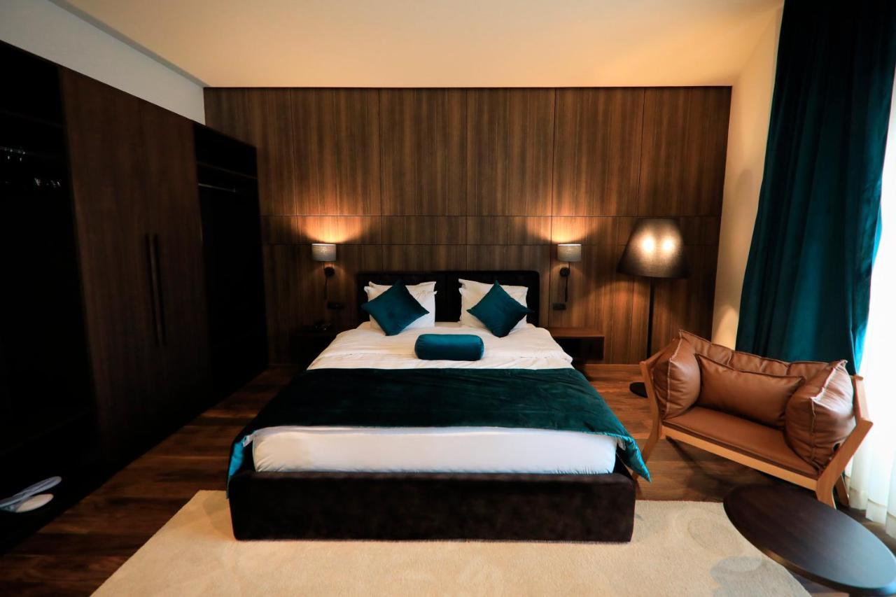 Premium Park Hotel Prizren Extérieur photo