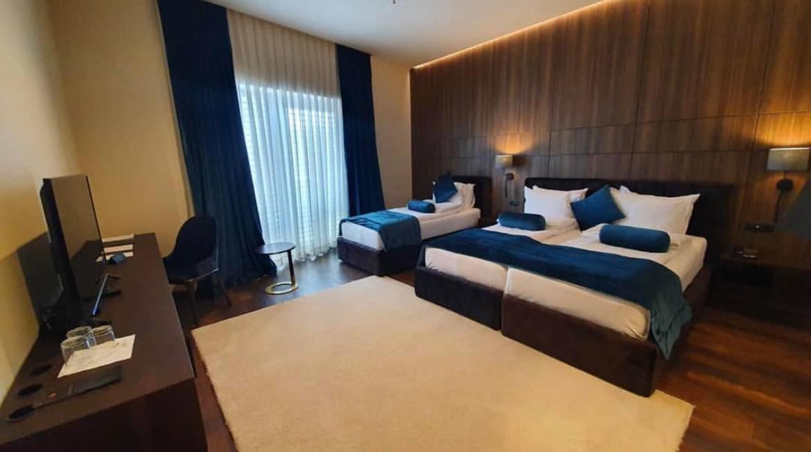 Premium Park Hotel Prizren Extérieur photo