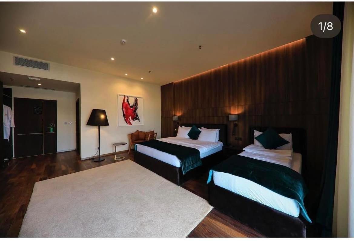 Premium Park Hotel Prizren Extérieur photo