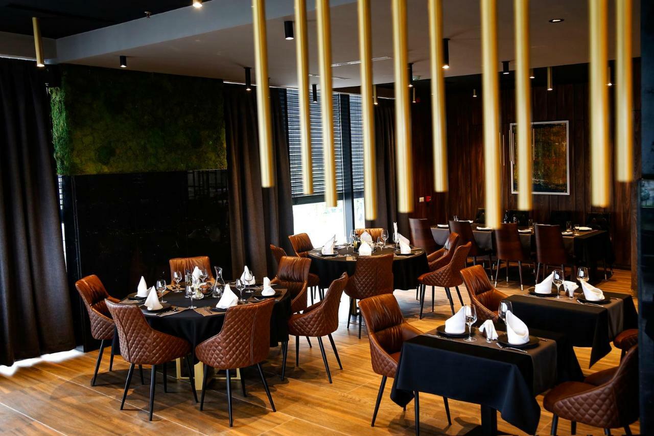 Premium Park Hotel Prizren Extérieur photo