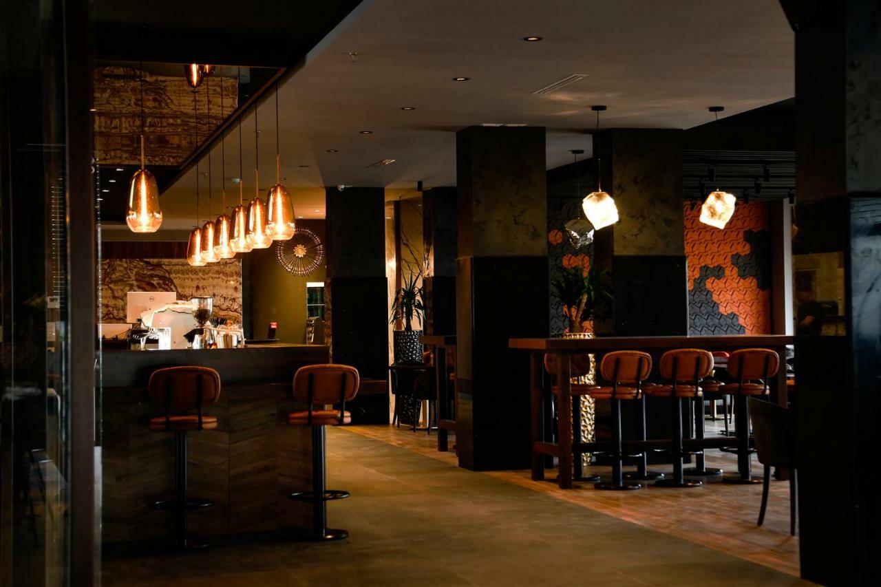 Premium Park Hotel Prizren Extérieur photo