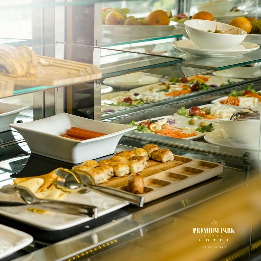 Premium Park Hotel Prizren Extérieur photo