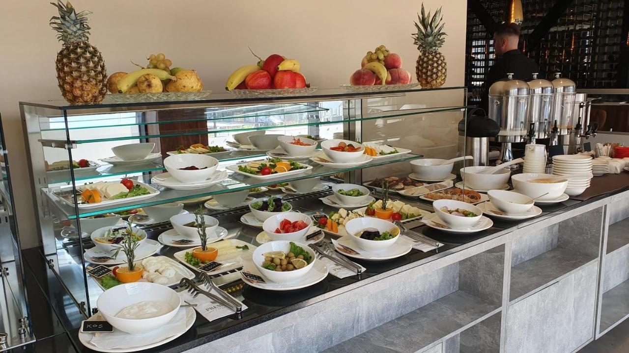 Premium Park Hotel Prizren Extérieur photo