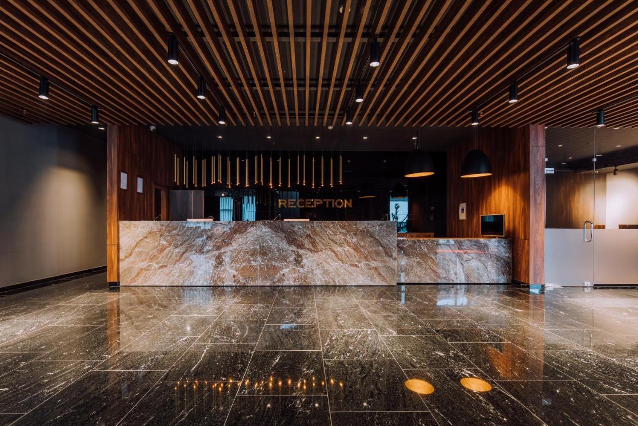 Premium Park Hotel Prizren Extérieur photo